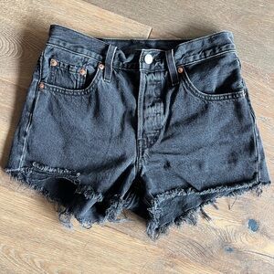 Levi’s 501 button fly black denim cut off jean shirts size 25